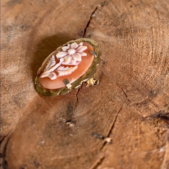 Antique Shell Flores Cameo Sterling Gold Pin - Picture 2 of 4